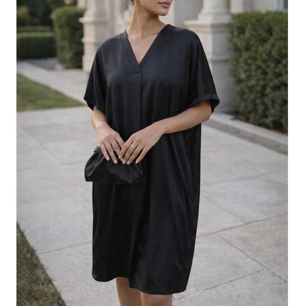 Zara Oversized Black V-Neck Shift Dress Silky XS-S
